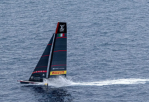 Luna Rossa suffered a major structural failure, breaking their traveler system – VIDEO